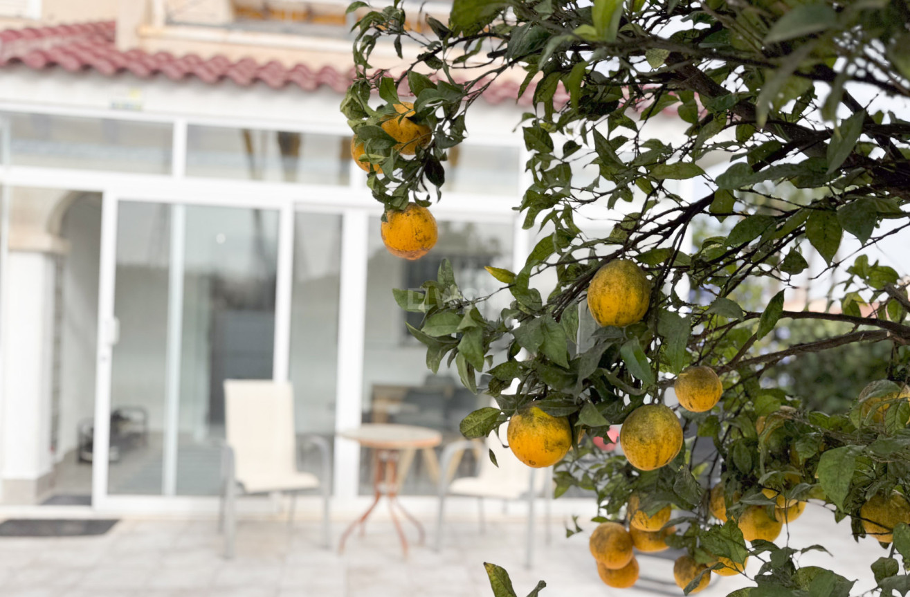 Wiederverkauf - Bungalow - Orihuela Costa - Costa Blanca