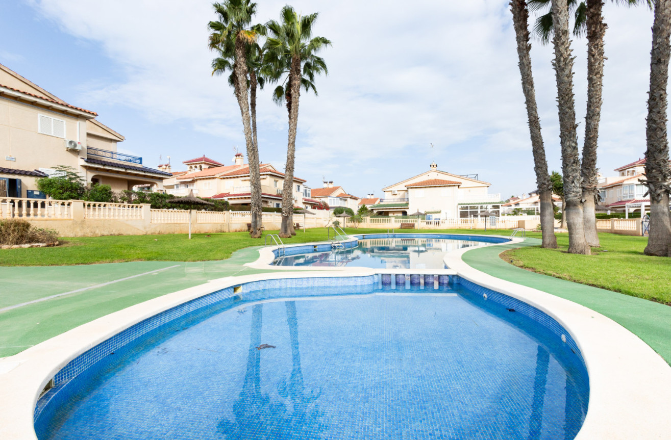 Wiederverkauf - Bungalow - Orihuela Costa - Costa Blanca
