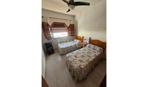 Odsprzedaż - Bungalow - Pilar de la Horadada - Costa Blanca