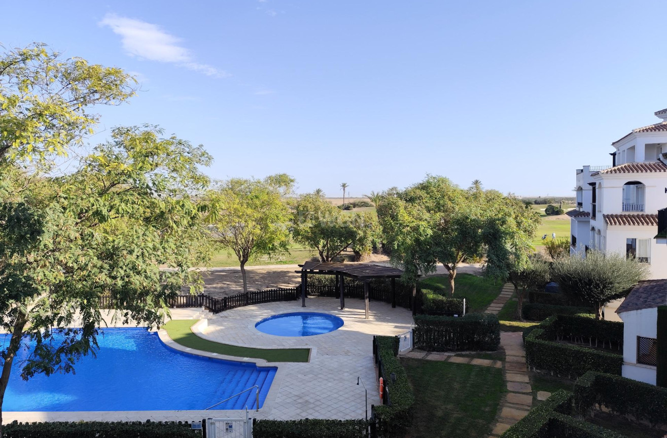 Odsprzedaż - Mieszkanie w bloku - Roldan - La Torre Golf Resort