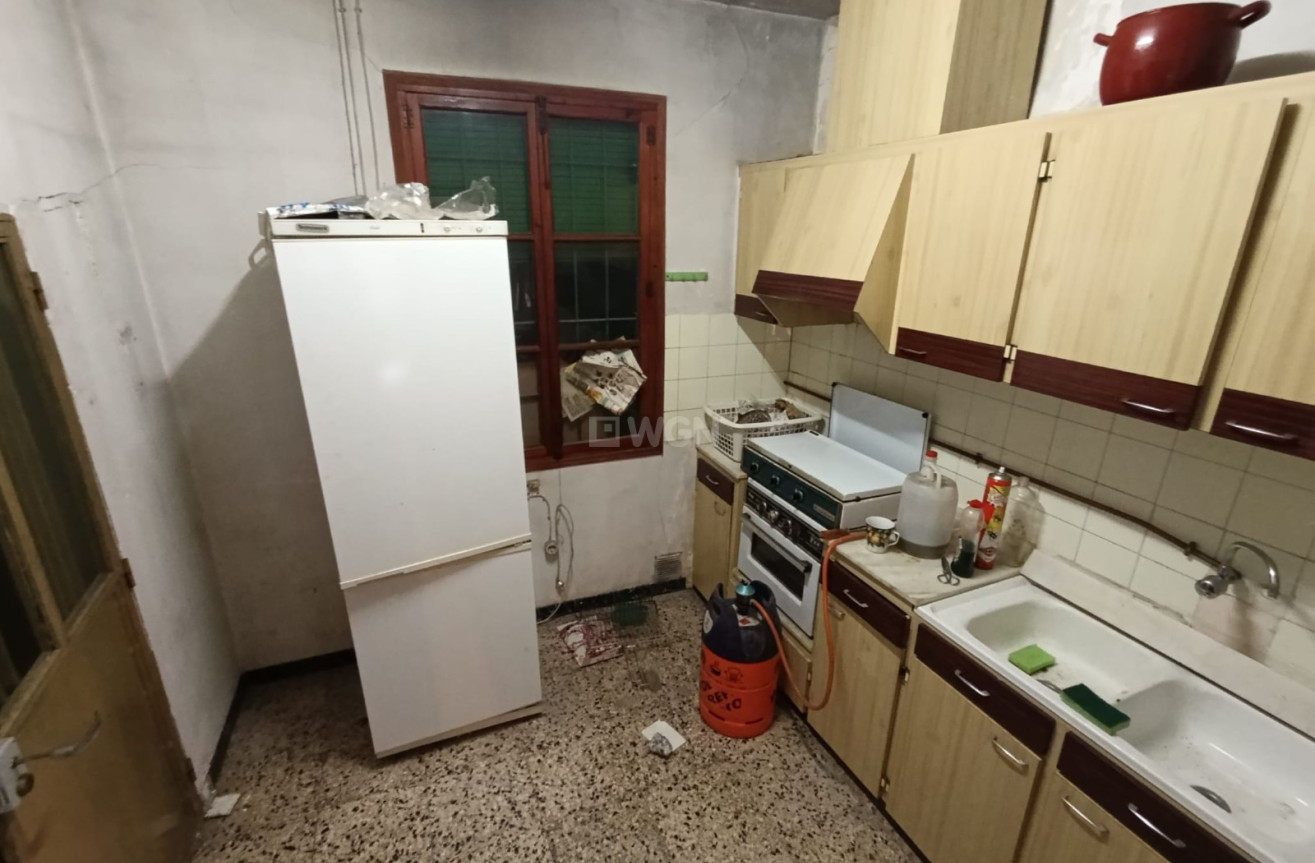 Odsprzedaż - Kamienica - Pinoso - Inland