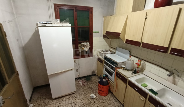 Odsprzedaż - Kamienica - Pinoso - Inland