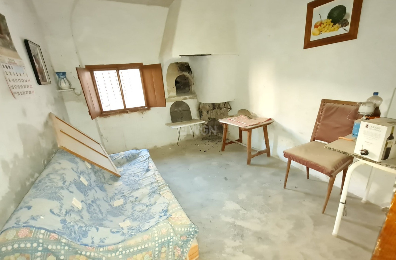 Odsprzedaż - Kamienica - Pinoso - Inland