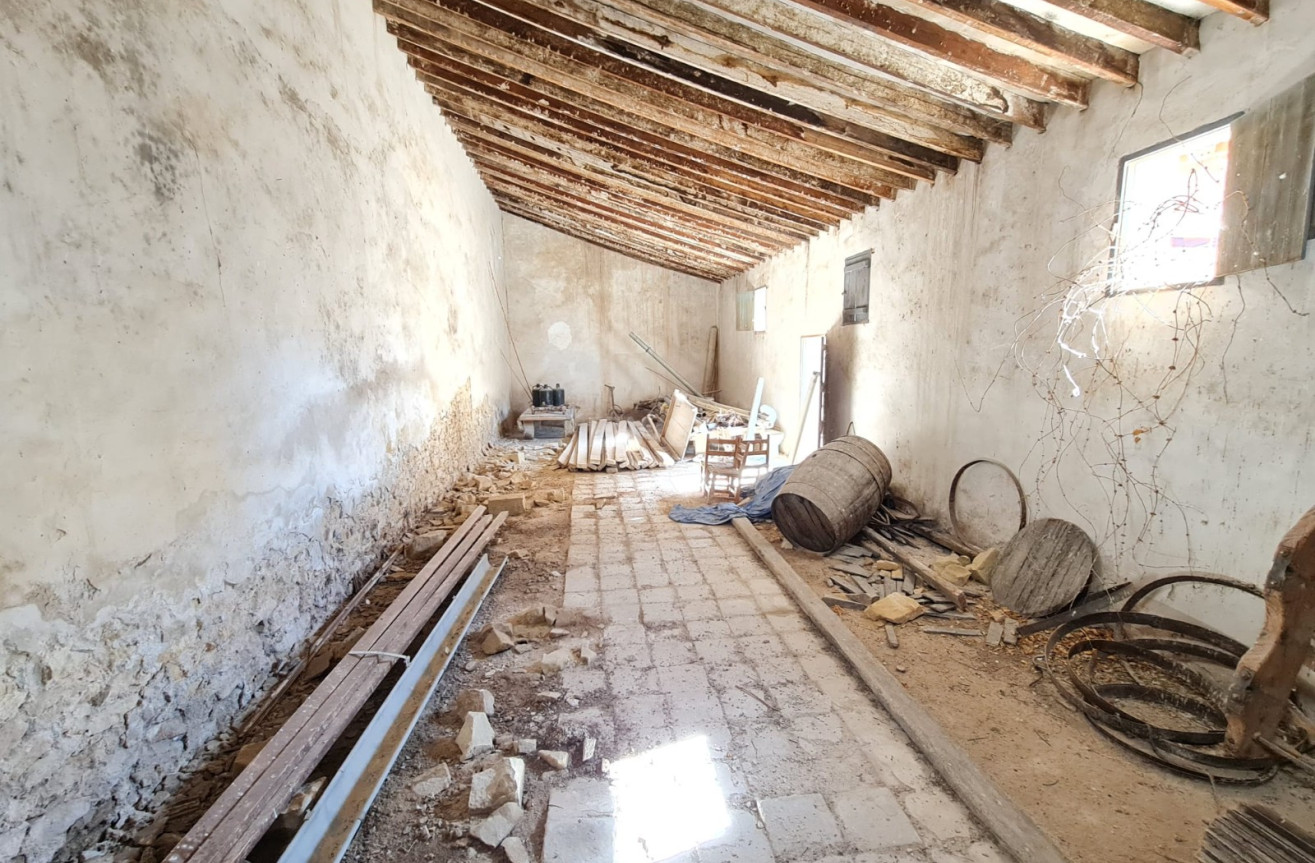 Odsprzedaż - Kamienica - Pinoso - Inland