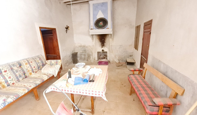 Odsprzedaż - Kamienica - Pinoso - Inland