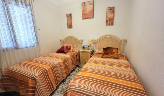 Wiederverkauf - Bungalow - Torrevieja - Los Frutales