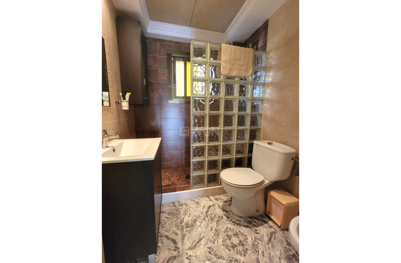 Wiederverkauf - Bungalow - Torrevieja - Los Frutales