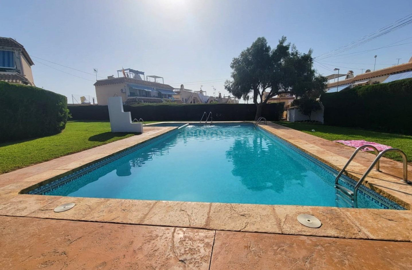 Wiederverkauf - Bungalow - Torrevieja - Los Frutales