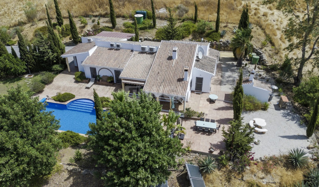 Resale - Villa - Vinuela - Inland