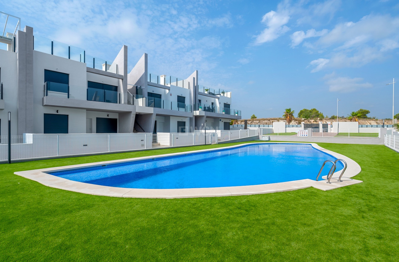 Resale - Apartment / flat - San Miguel de Salinas - Inland