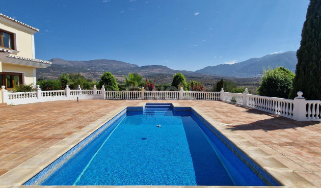 Wiederverkauf - Villa - Vinuela - Inland