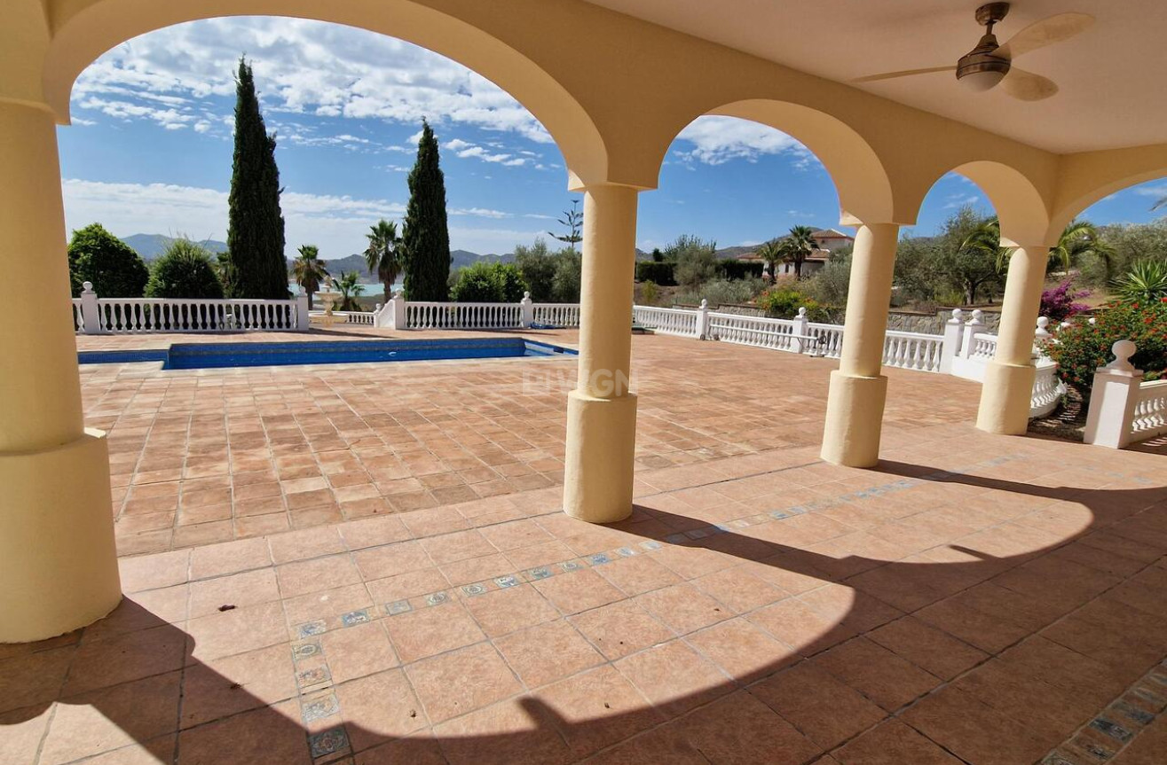 Wiederverkauf - Villa - Vinuela - Inland