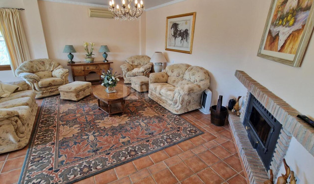 Wiederverkauf - Villa - Vinuela - Inland