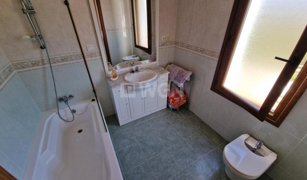 Wiederverkauf - Villa - Vinuela - Inland