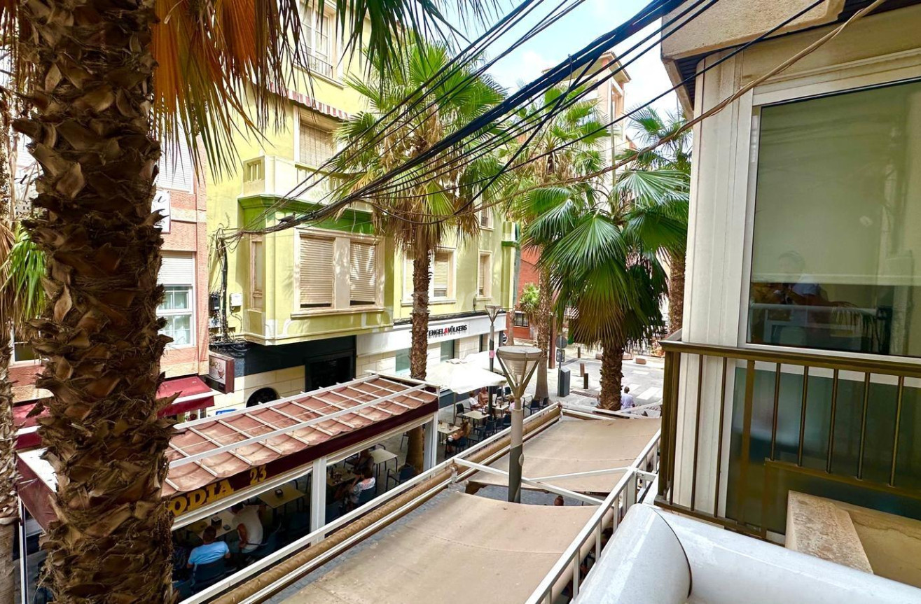 Wiederverkauf - Wohnung - Torrevieja