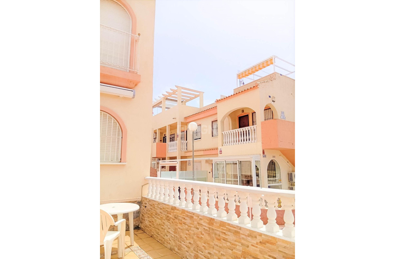 Resale - Apartment / flat - Orihuela Costa - La Florida