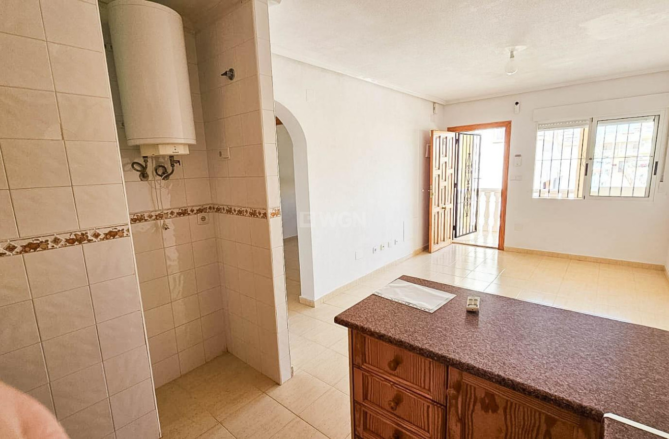 Resale - Apartment / flat - Orihuela Costa - La Florida