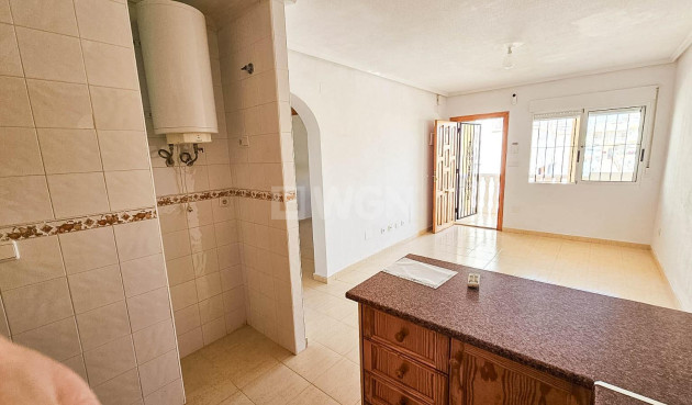 Resale - Apartment / flat - Orihuela Costa - La Florida