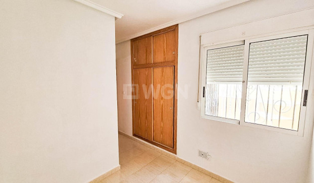 Resale - Apartment / flat - Orihuela Costa - La Florida
