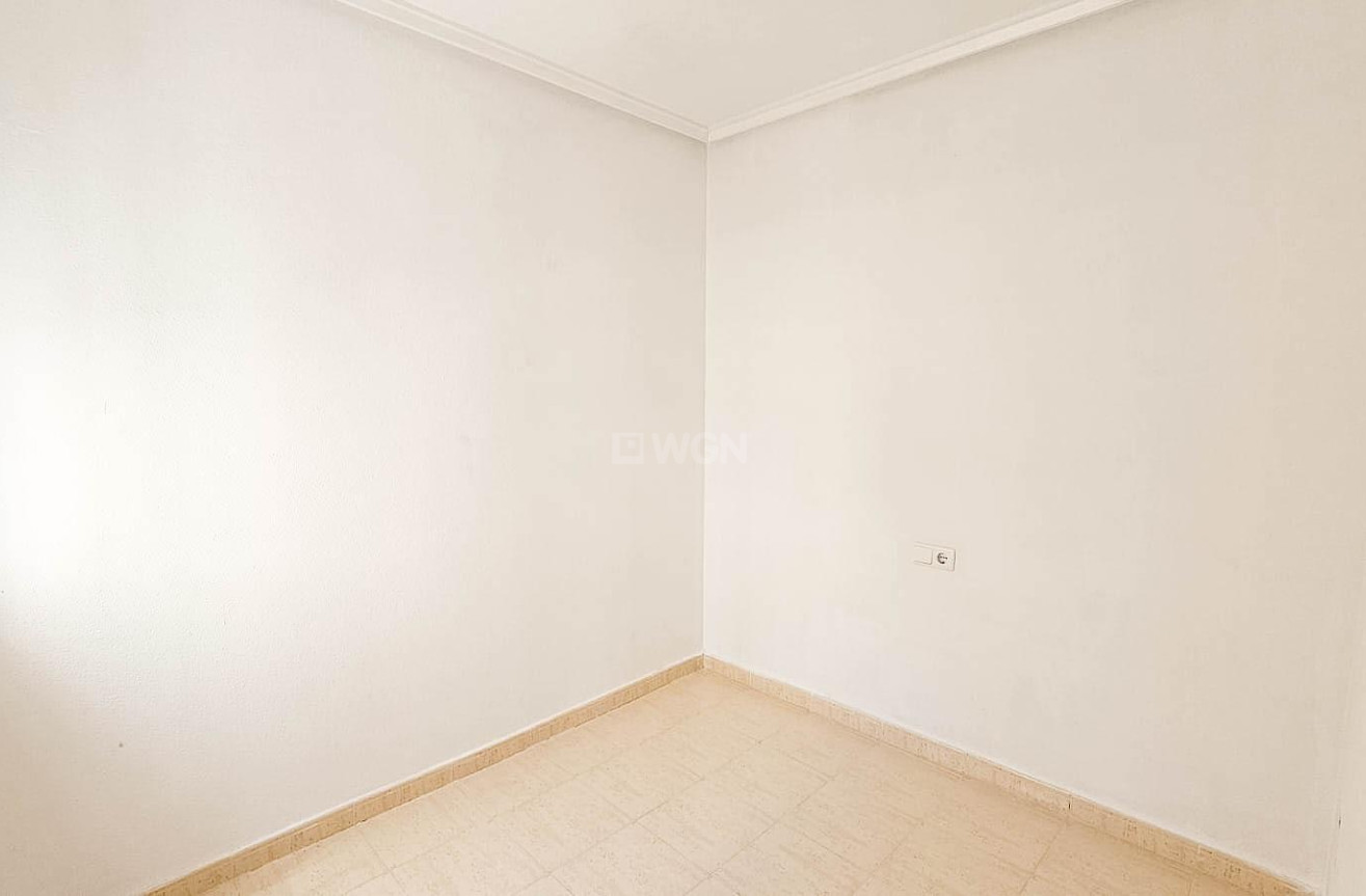 Resale - Apartment / flat - Orihuela Costa - La Florida