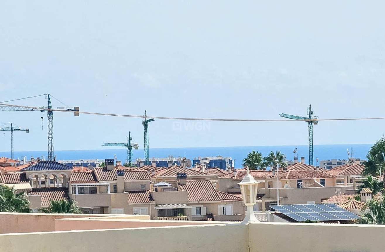 Resale - Apartment / flat - Orihuela Costa - La Florida
