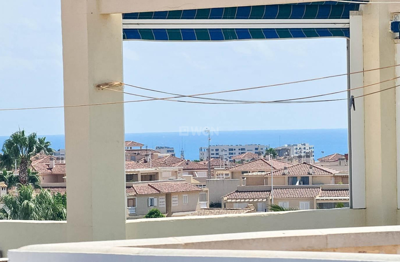 Resale - Apartment / flat - Orihuela Costa - La Florida