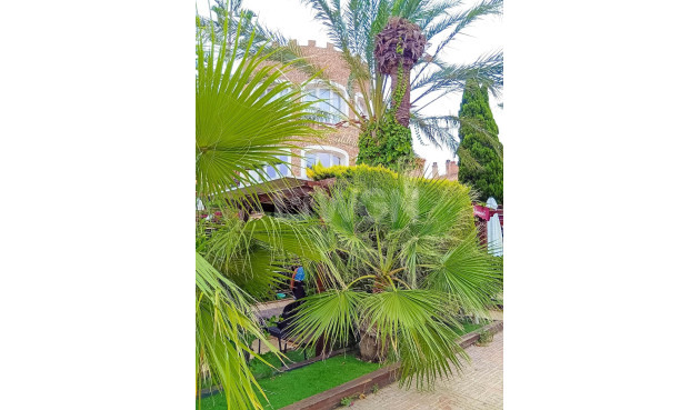 Resale - Apartment / flat - Orihuela Costa - La Florida