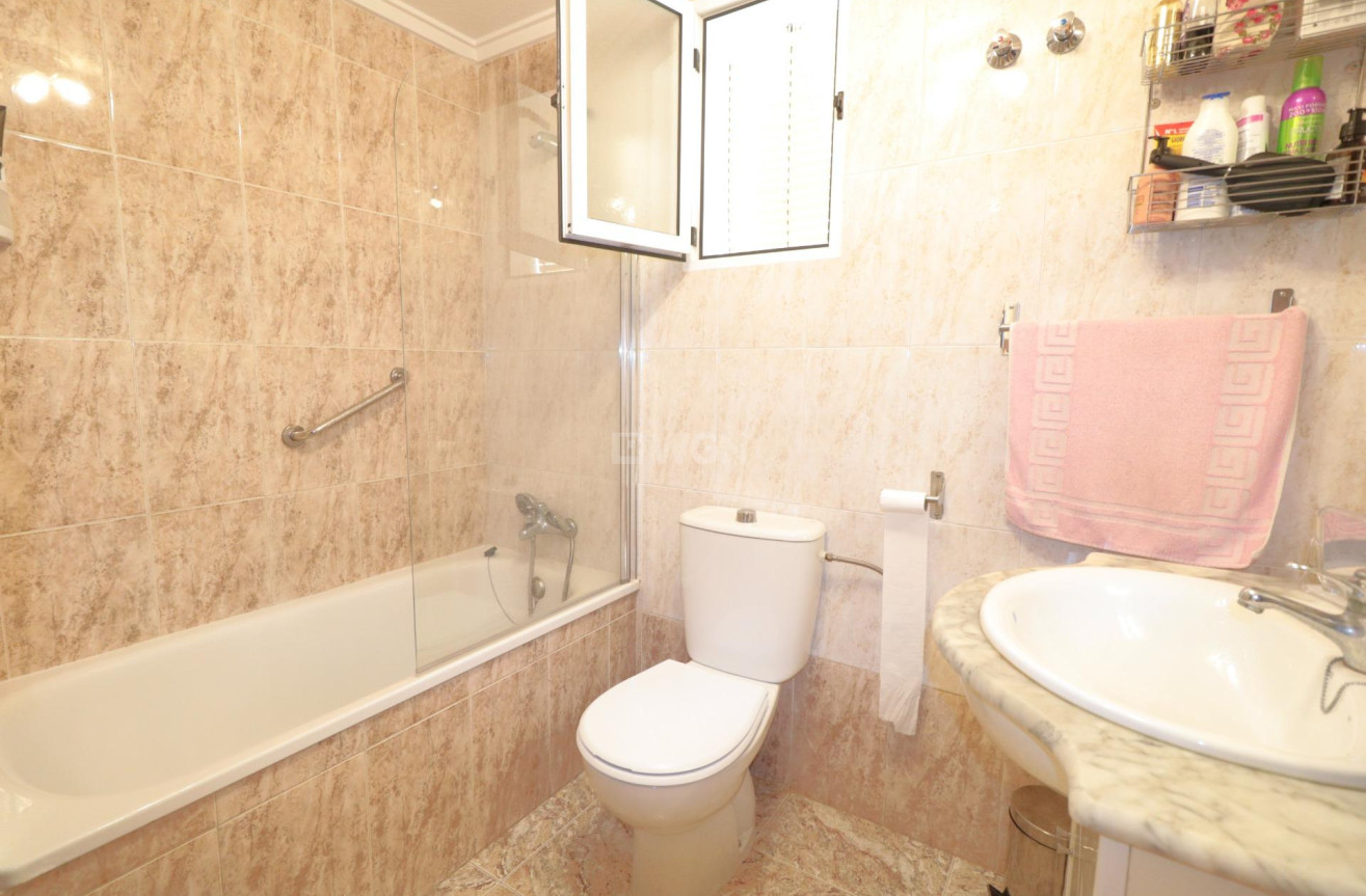 Wiederverkauf - Wohnung - Torrevieja - Acequion