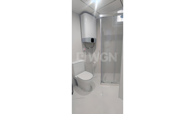 Odsprzedaż - Mieszkanie w bloku - Torrevieja - Cabo Cervera