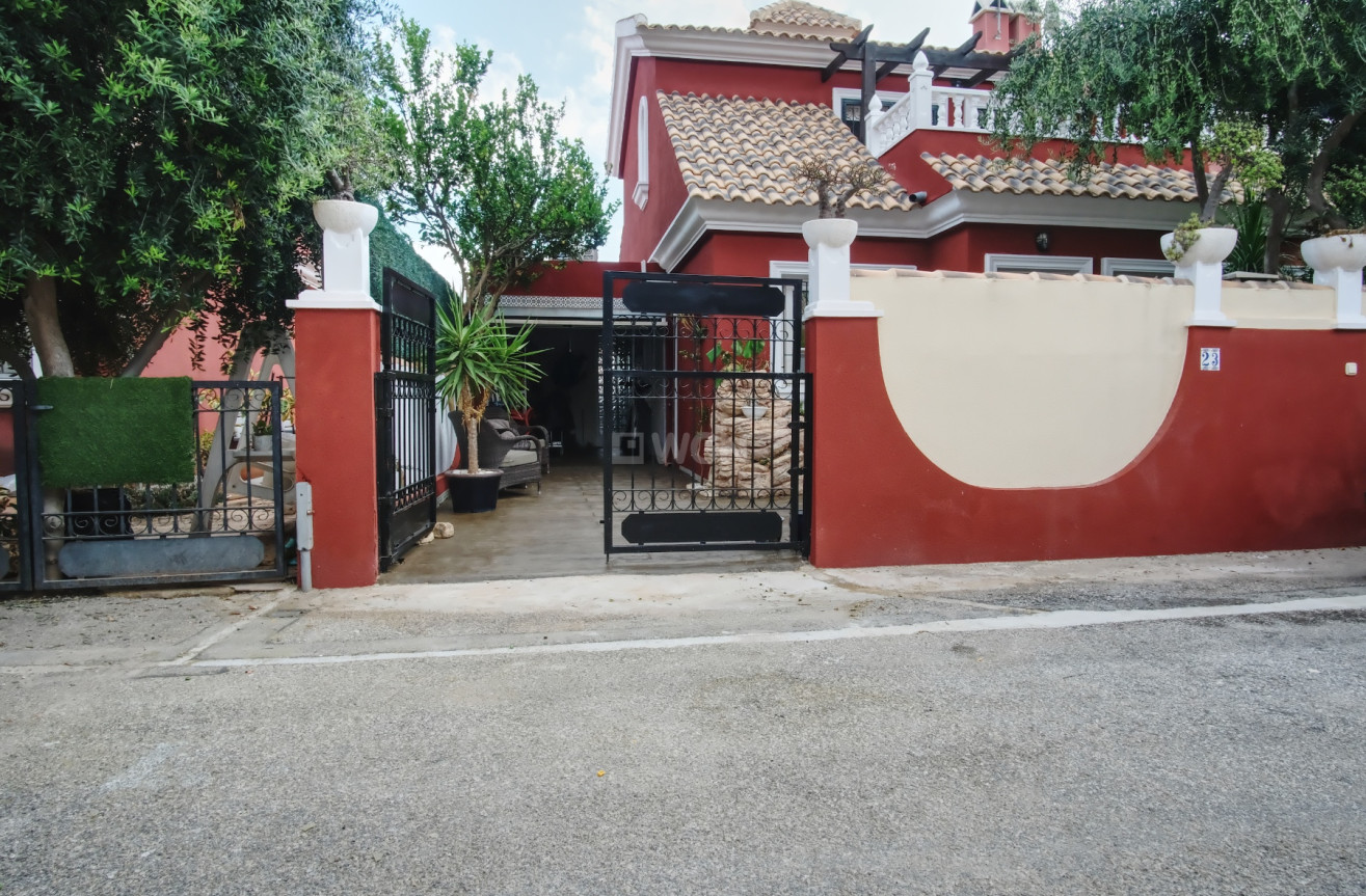 Odsprzedaż - Villa - Orihuela Costa - Costa Blanca