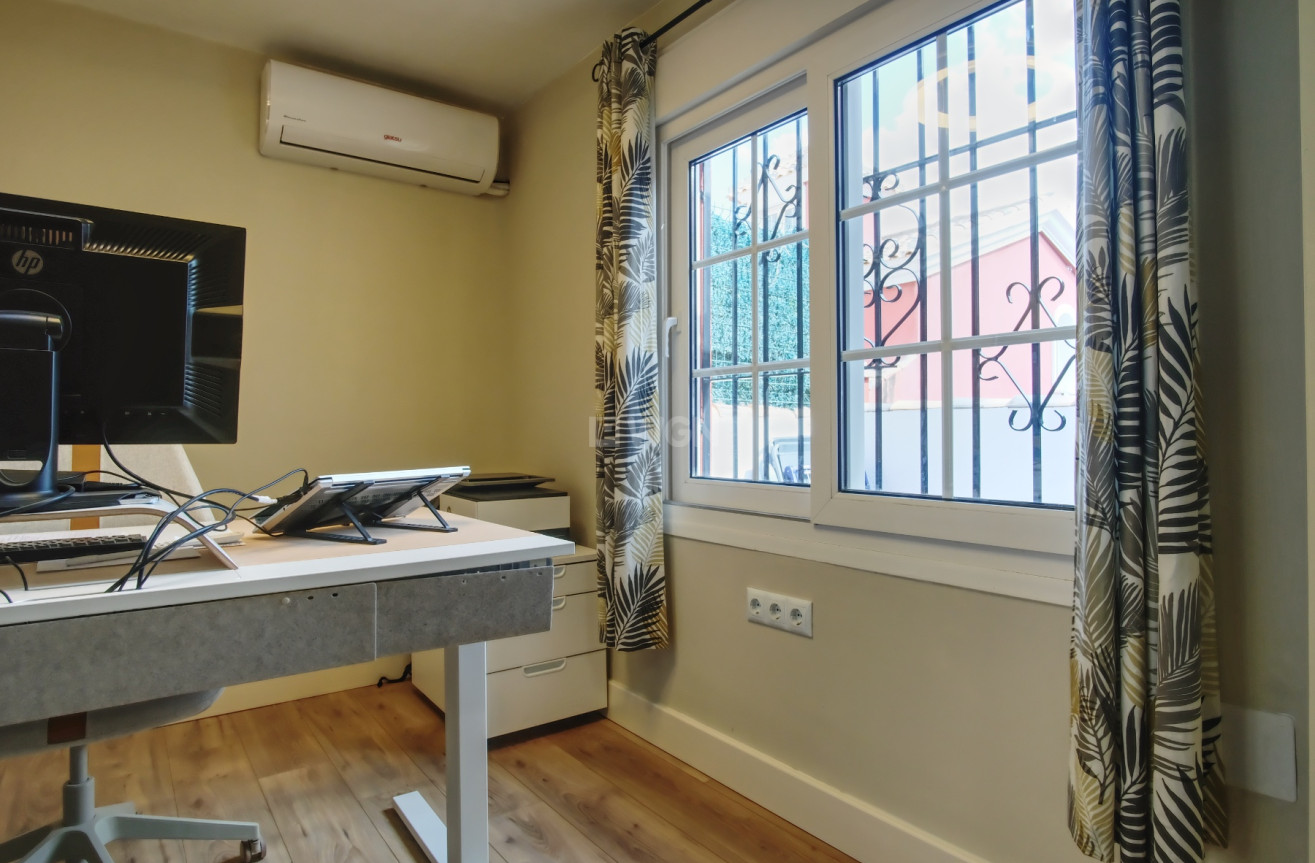 Odsprzedaż - Villa - Orihuela Costa - Costa Blanca