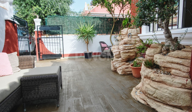 Odsprzedaż - Villa - Orihuela Costa - Costa Blanca