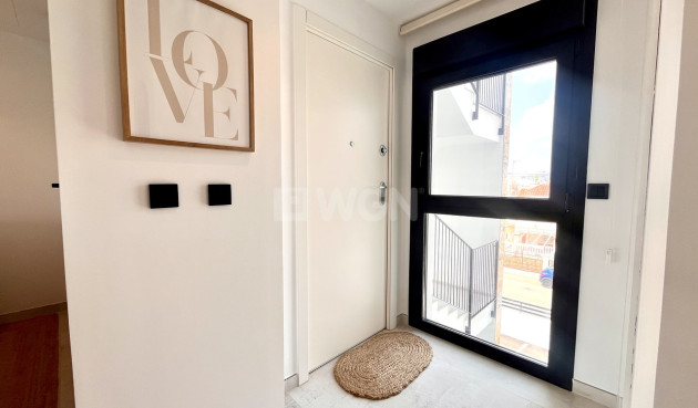 Odsprzedaż - Mieszkanie w bloku - La Zenia - Costa Blanca