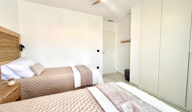 Odsprzedaż - Mieszkanie w bloku - La Zenia - Costa Blanca