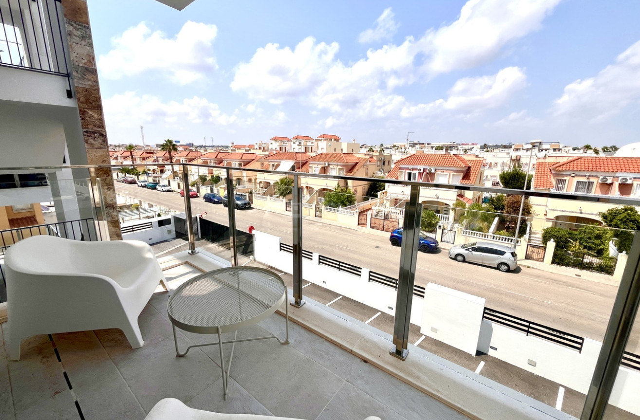 Odsprzedaż - Mieszkanie w bloku - La Zenia - Costa Blanca