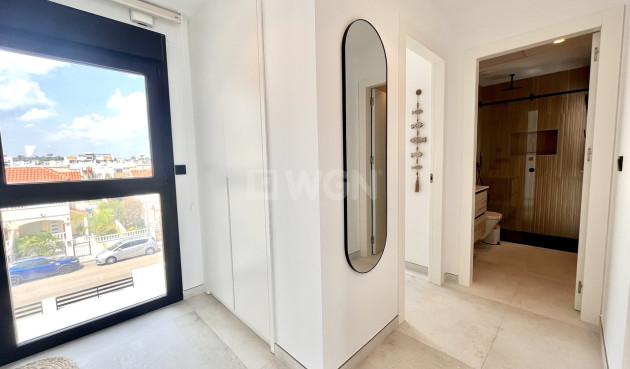 Odsprzedaż - Mieszkanie w bloku - La Zenia - Costa Blanca