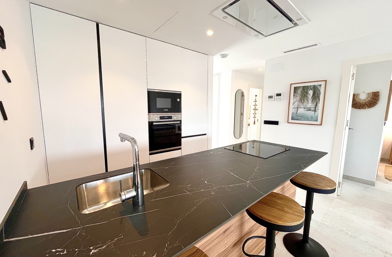 Odsprzedaż - Mieszkanie w bloku - La Zenia - Costa Blanca