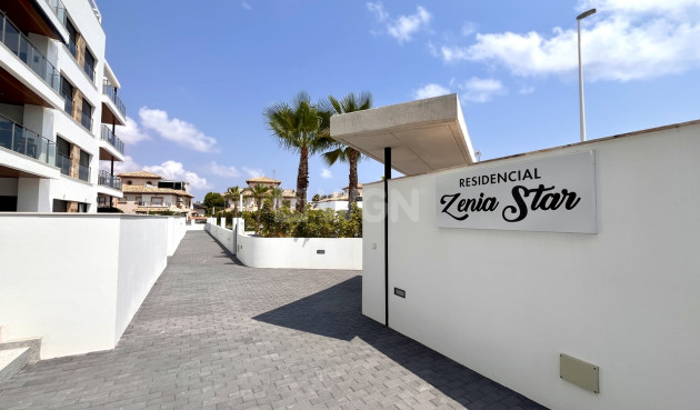 Odsprzedaż - Mieszkanie w bloku - La Zenia - Costa Blanca