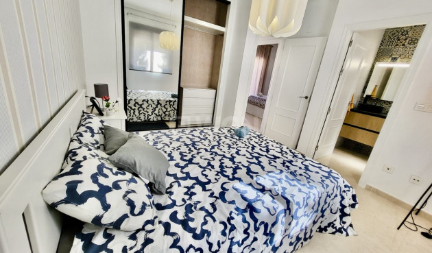 Odsprzedaż - Kamienica - San Miguel de Salinas - Inland