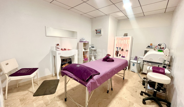 Odsprzedaż - Reklama w telewizji - Villamartin - Costa Blanca