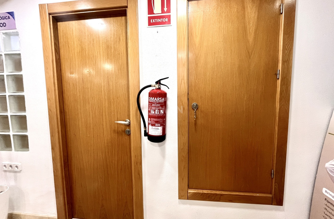 Odsprzedaż - Reklama w telewizji - Villamartin - Costa Blanca