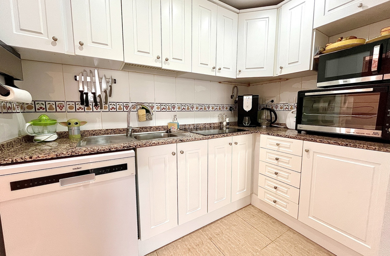 Resale - Townhouse - Avileses - Inland