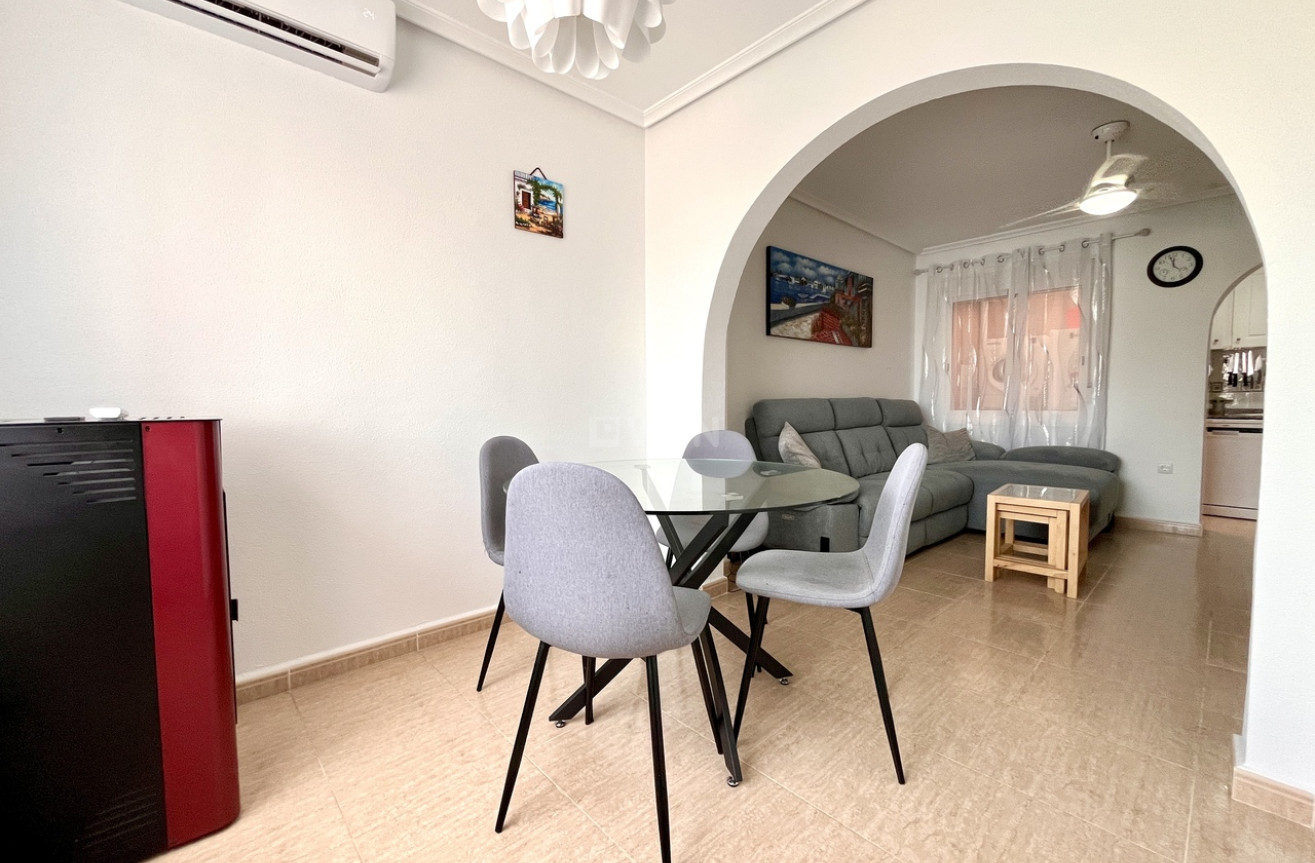 Resale - Townhouse - Avileses - Inland