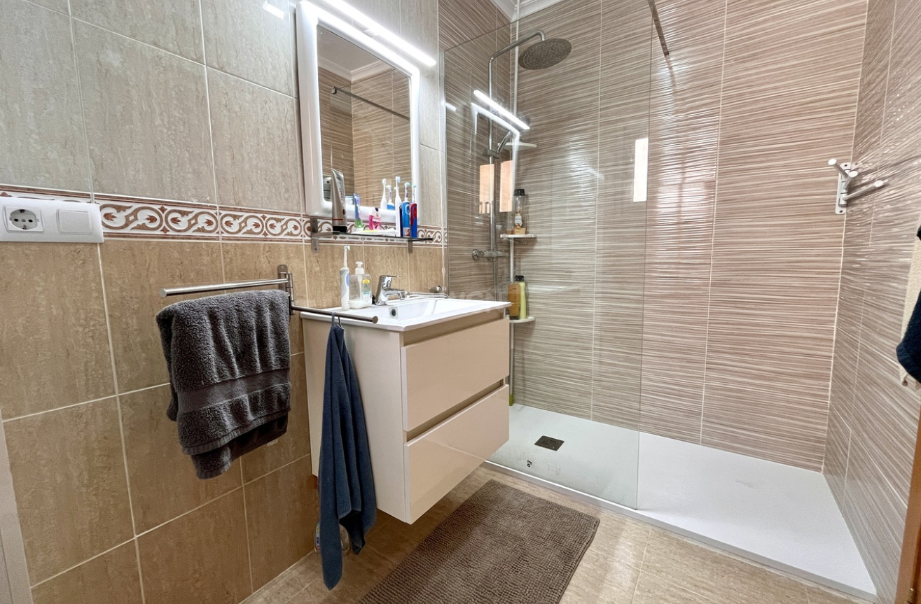 Resale - Townhouse - Avileses - Inland