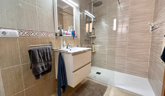 Resale - Townhouse - Avileses - Inland