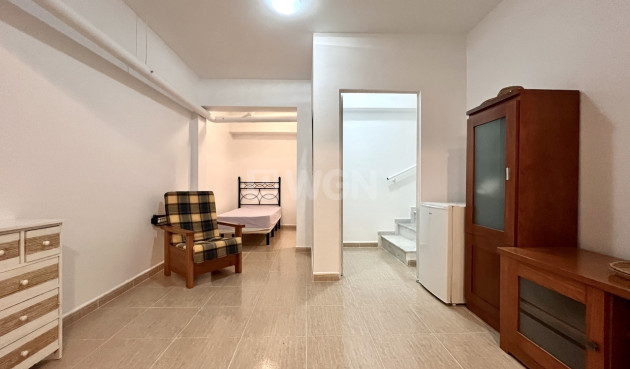 Resale - Townhouse - Avileses - Inland