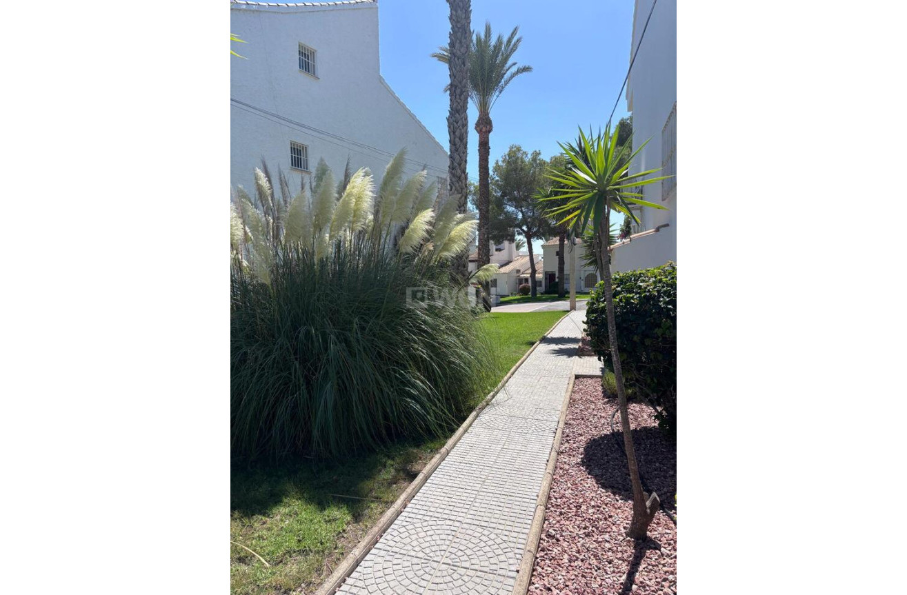 Odsprzedaż - Mieszkanie w bloku - Los Dolses - Inland