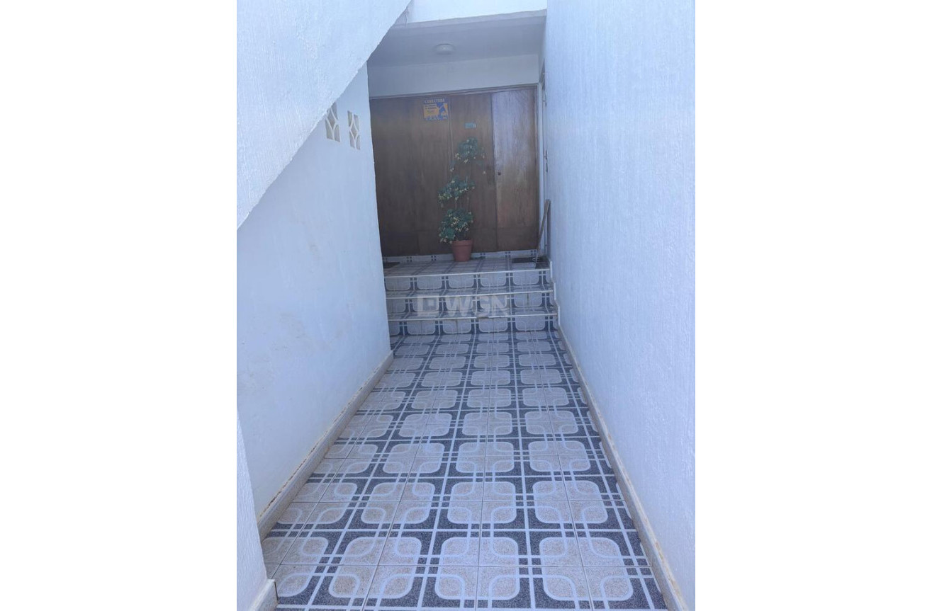 Odsprzedaż - Mieszkanie w bloku - Los Dolses - Inland