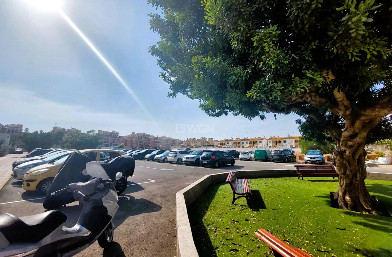 Resale - Bungalow - Orihuela Costa - Costa Blanca