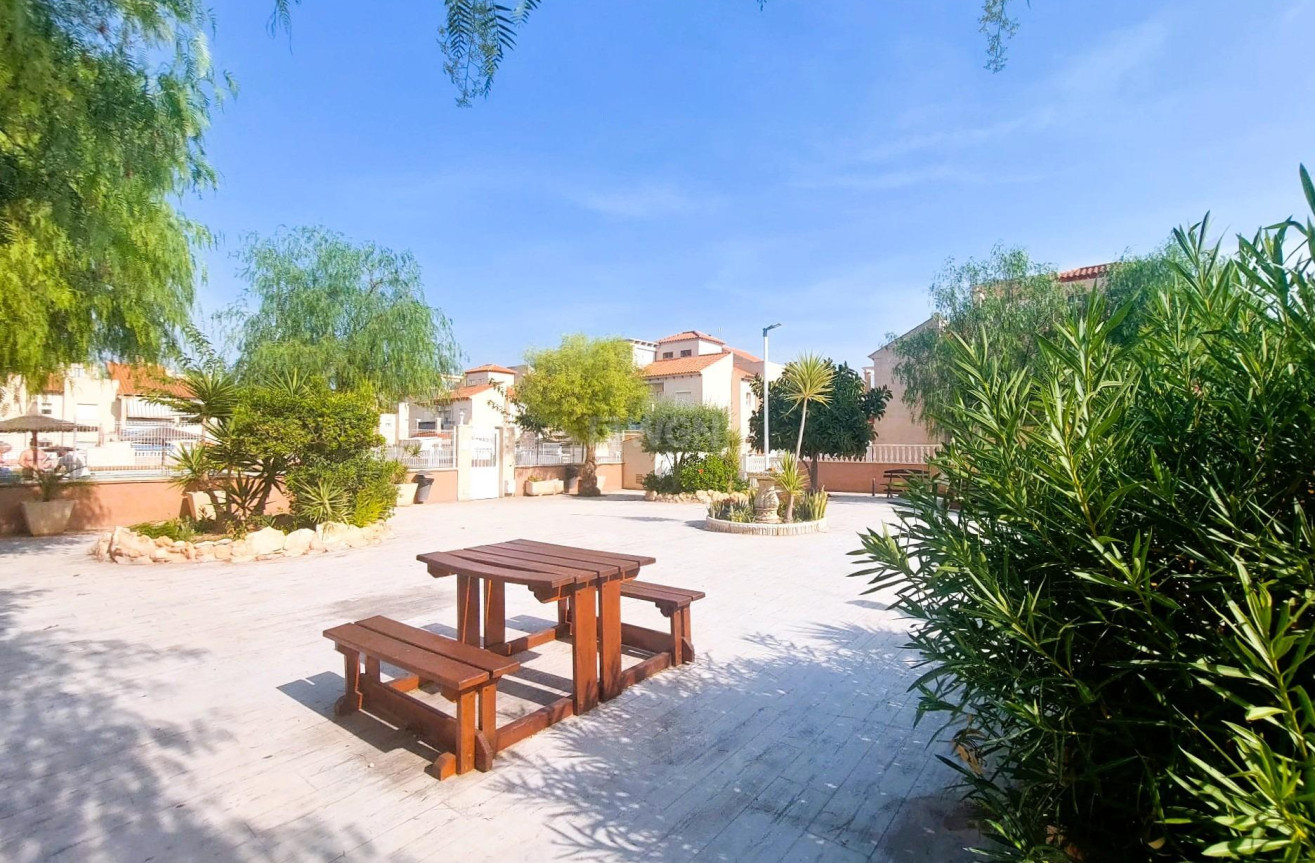 Resale - Bungalow - Orihuela Costa - Costa Blanca